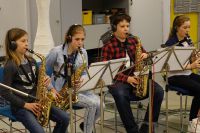 abigband 16